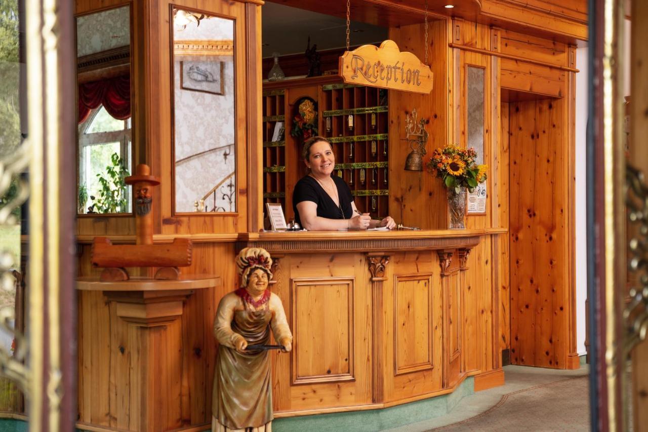 Sattelbogener Hof Hotel Traitsching Eksteriør billede