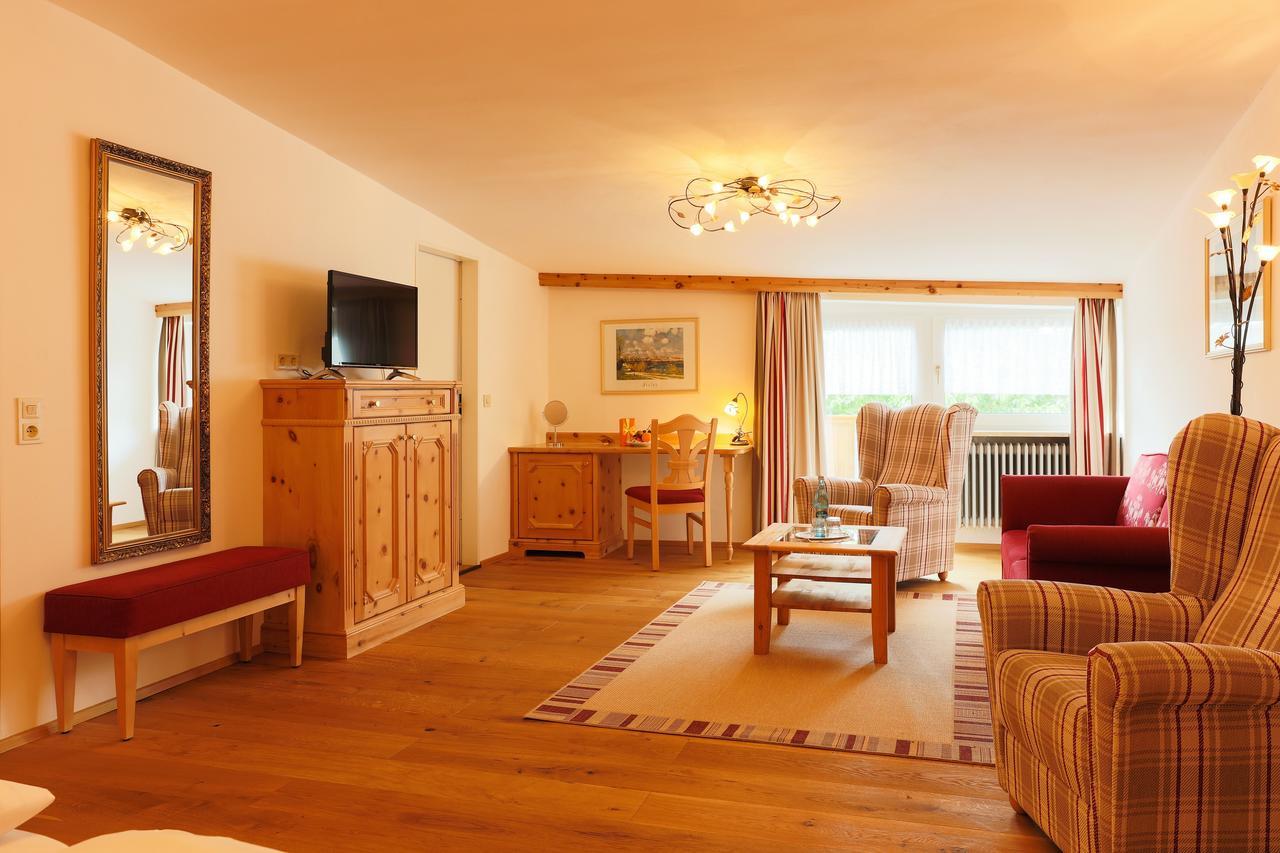 Sattelbogener Hof Hotel Traitsching Eksteriør billede